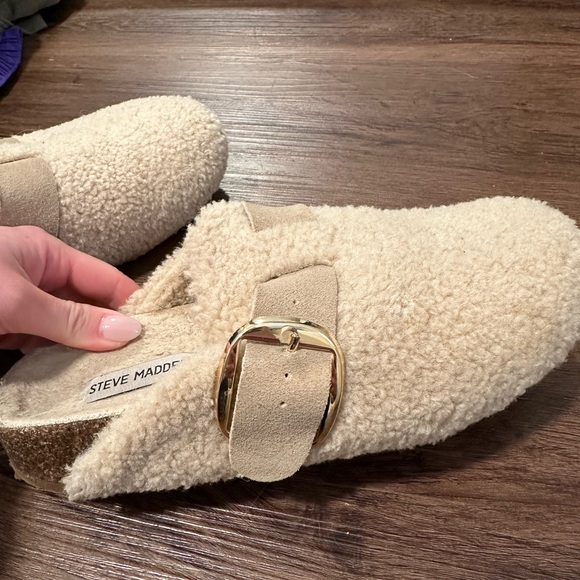 Steve Madden slippers - Picture 3 of 4